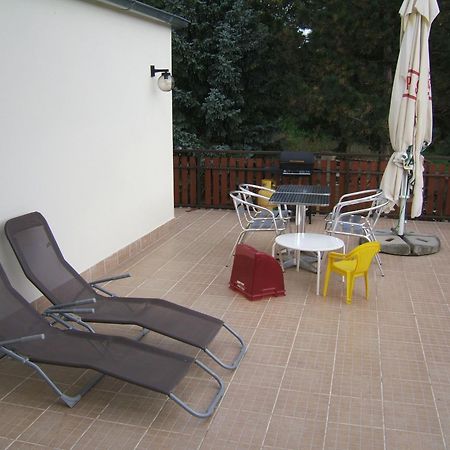 Penzion V Roklich & Apartmens V Roklich Ricany  Exterior photo
